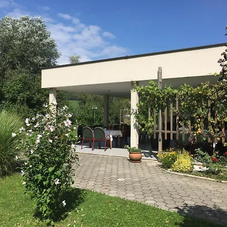 Delalut Hostel