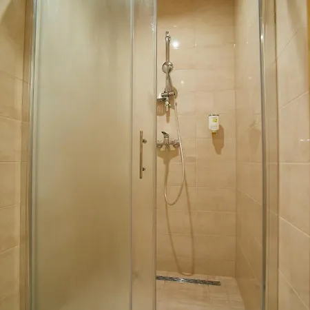 Delalut ホステル *