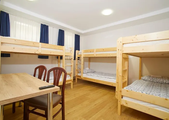 Hostel Delalut Ravne na Koroskem